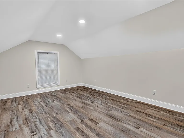 1713 S Orchard Knob Ave — Photo 16