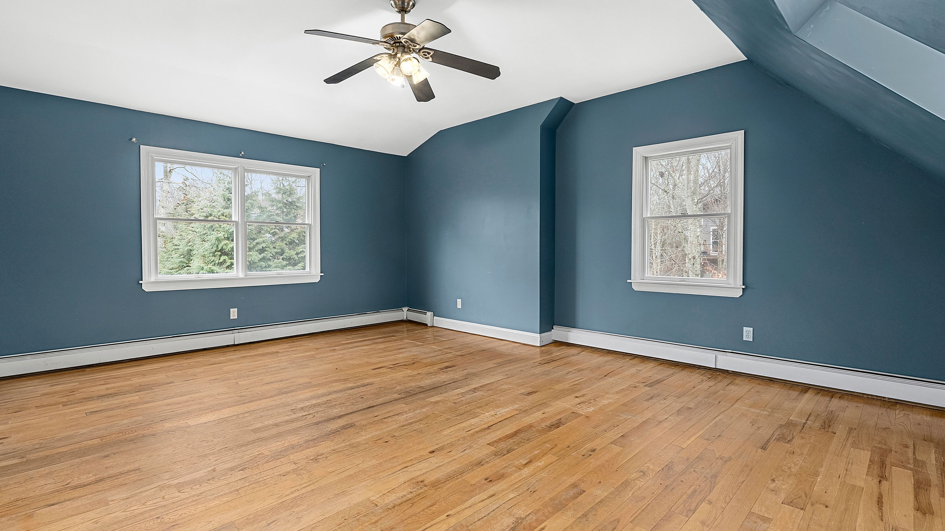 4 Maple St in East Hampton Out East