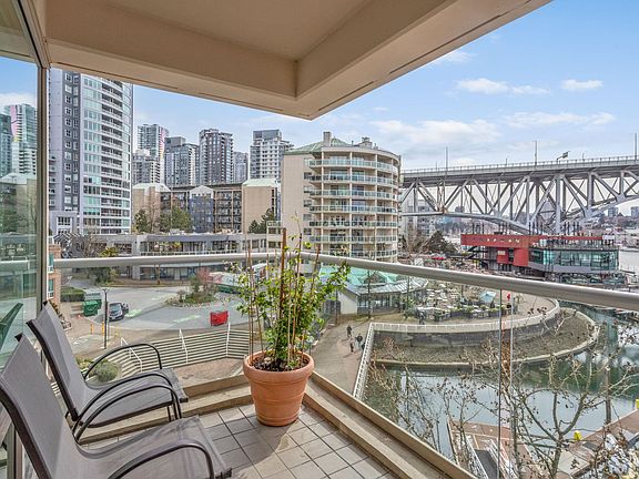 4th image of 1600 Hornby St #504