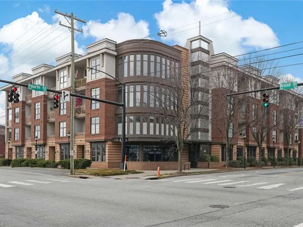 810 W 4th St Unit 422, Winston Salem, NC 27101