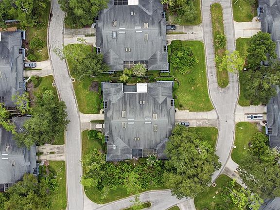 4th image of 135 PINEWINDS BOULEVARD