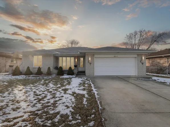 38417 Cameron Dr, Sterling Heights, MI 48310