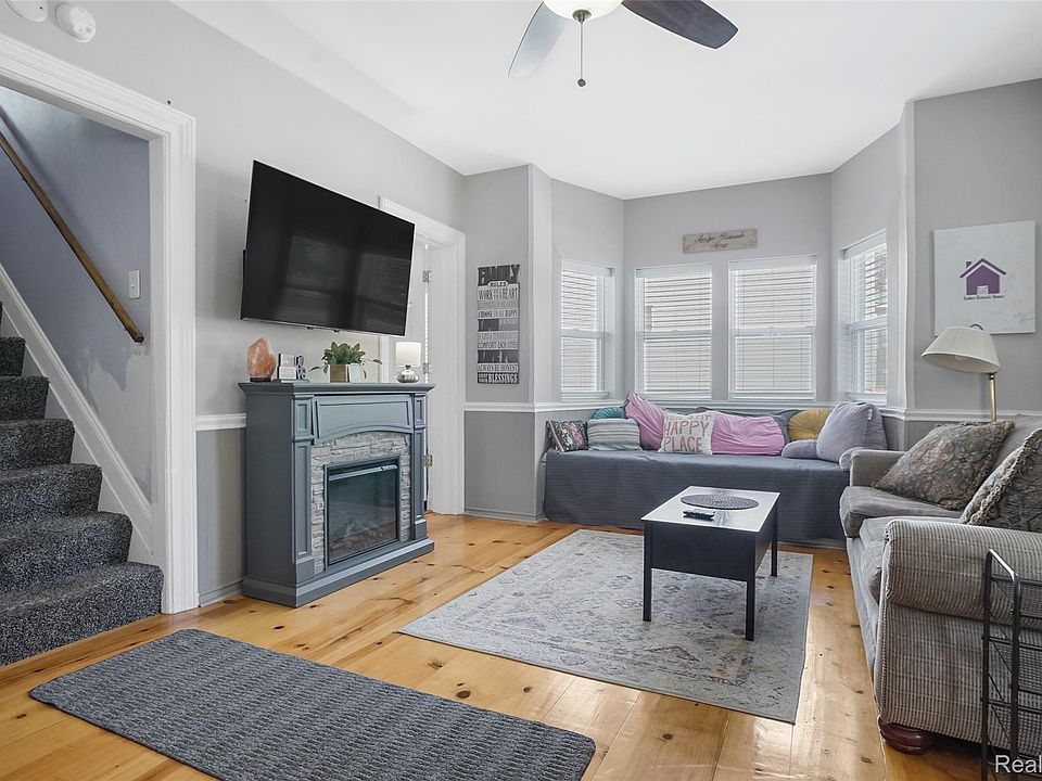 510 S Michigan Ave, photo 11