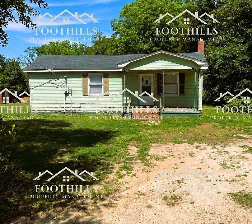 1st image of 213 Fretwell Dr