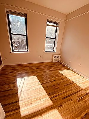 5th image of 650 Amsterdam Ave #4P