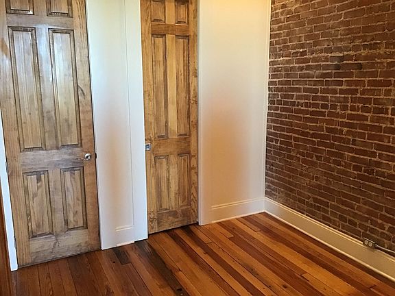 5th image of 217 Broad St #304217