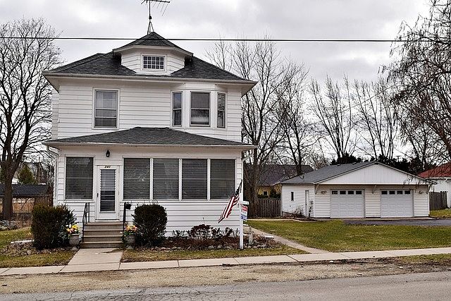 1st image of 241 E Shannon St