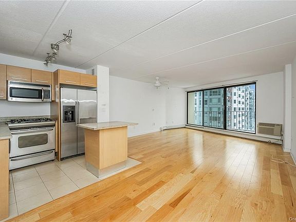 4th image of 1155 Warburton Ave APT 8L