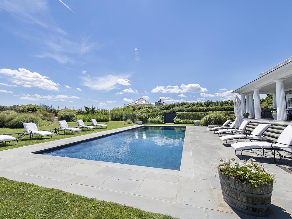 366 Gin Ln, Southampton, NY 11968 Zillow