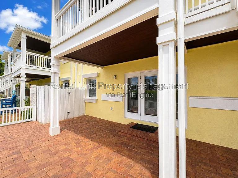 4728 Beach Dr SE #B — Photo 17