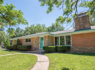 1095 Groby Rd, Saint Louis, MO 63130