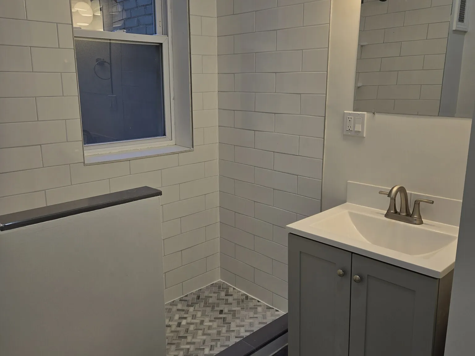 1 bed, $2,900 — Photo 4