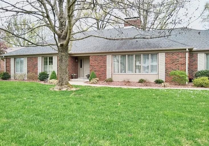 39 Park Ridge Dr photo 1