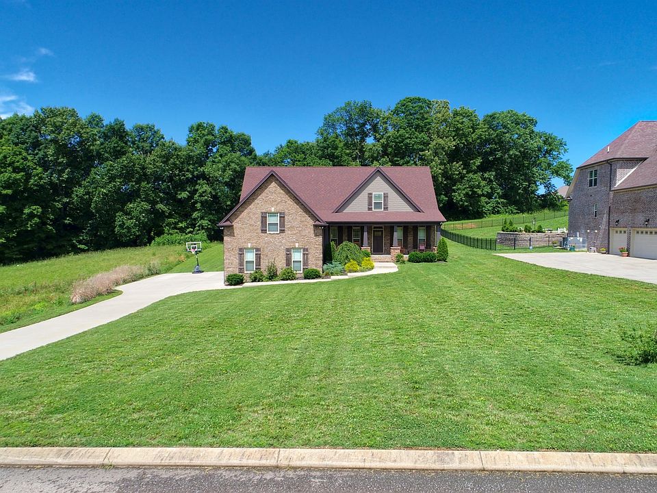 1st image of 206 Cassandra Dr