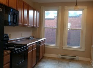 832 7th St NE, Washington, DC 20002