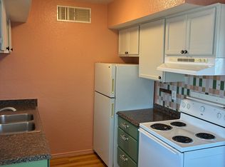 923 N Swan Rd, Tucson, AZ 85711