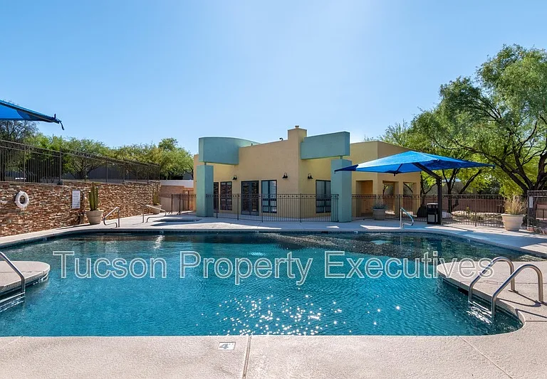 2442 E Emerald Moon Dr #1 — Photo 27
