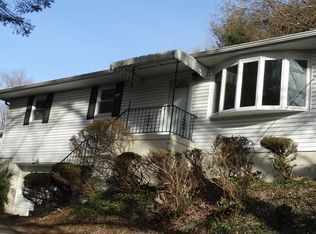 23 Mooney Rd, Plymouth, PA 18651