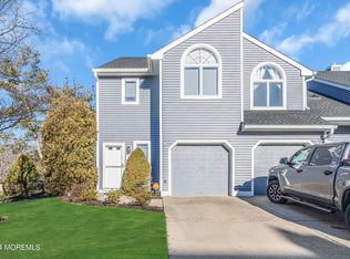 21 Shore Dr, Long Branch, NJ