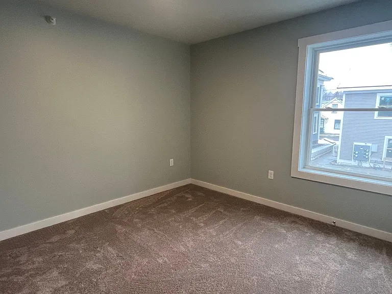 34 South St — Photo 11