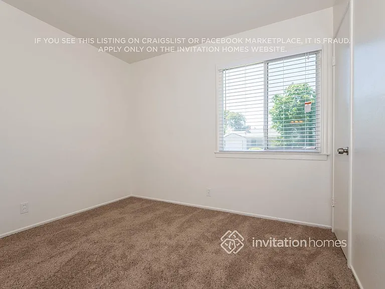 4553 Goya Pkwy — Photo 15