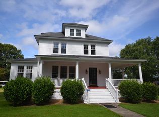 150 Main St, Reedville, VA 22539