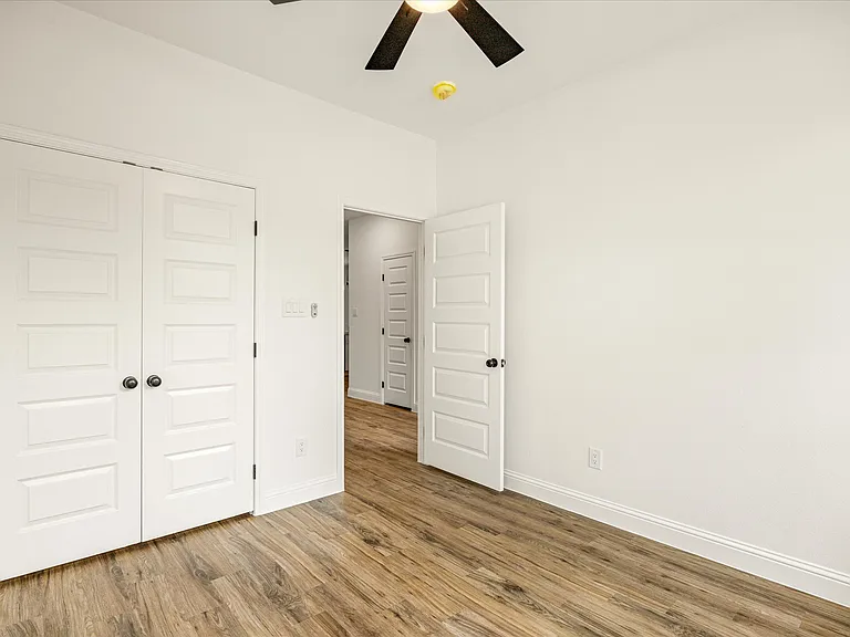 5714 Barkridge Dr — Photo 18