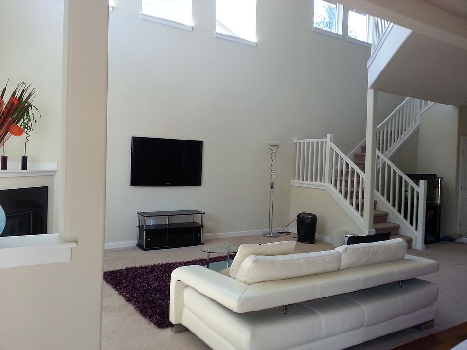 2nd image of 5115 NE 6th Pl