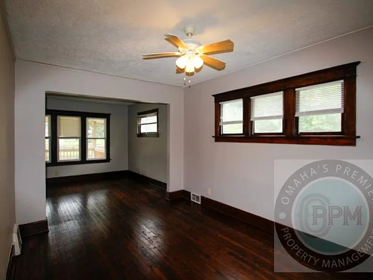 3315 Seward St — Photo 3
