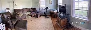 3 bed, 1.5 bath, 1350 sqft, $2,400 — Photo 2