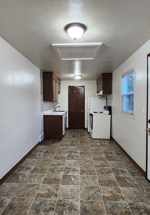 1st image of 302 Monmouth Ave S APT A