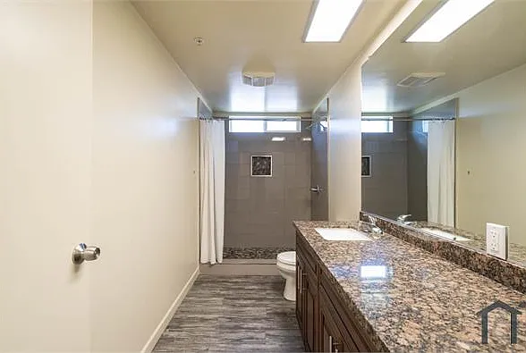 130 S Soto St — Photo 19