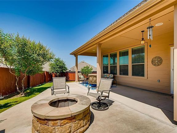 3rd image of 2137 Granite Hill Dr