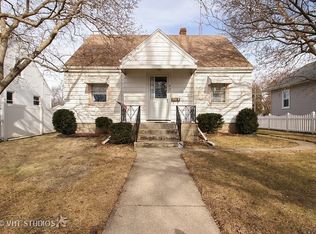 841 W Park Dr, Kankakee, IL 60901