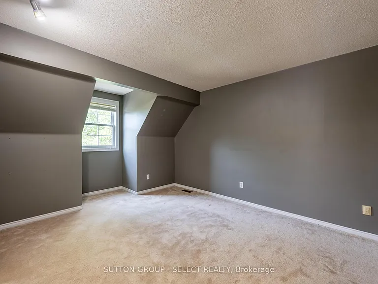 1144 Aldersbrook Rd — Photo 21