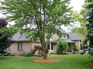 755 W South Blvd, Troy, MI 48085