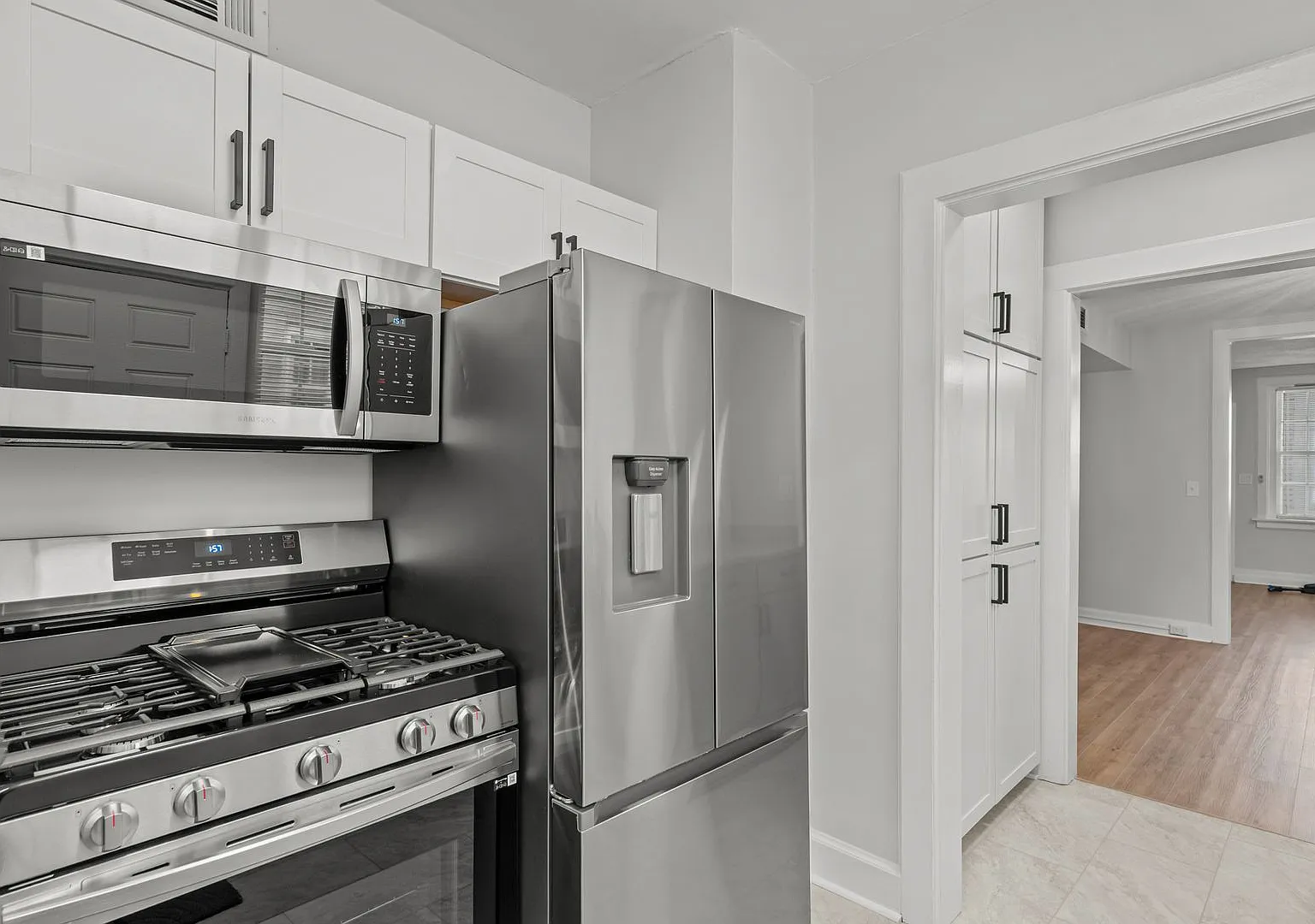 Modern Living in the Heart of Ghent Walk to EVMS! — Photo 4