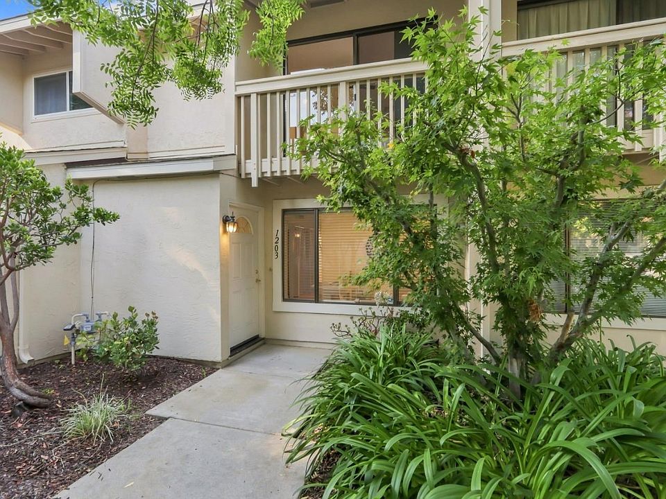 1st image of 1203 Crescent Ter
