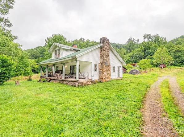 8485 Meadow Fork Rd, Hot Springs, NC 28743