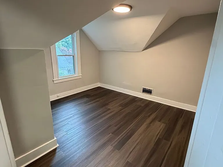 82 Brookside Ave — Photo 11