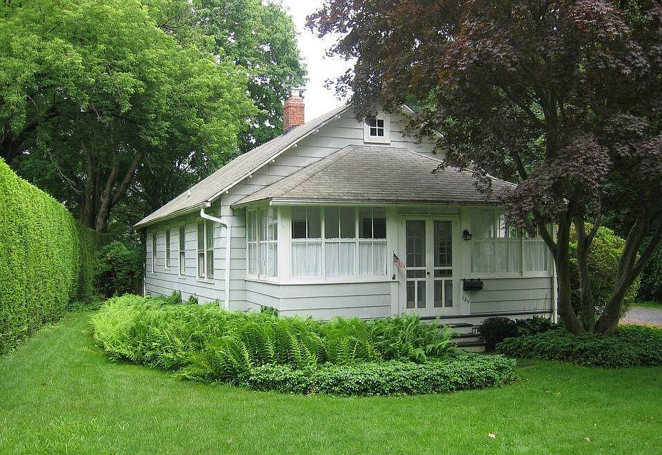 1st image of 120 Halsey St Frnt House