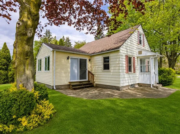 617 Howard Rd, Rochester, NY 14624