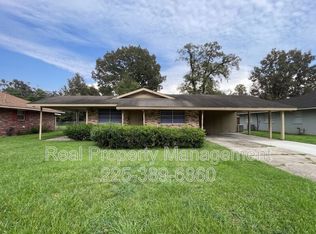275 W Chalfont Dr, Baton Rouge, LA 70819