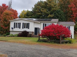 52 Coulter St, Derby Line, VT 05830