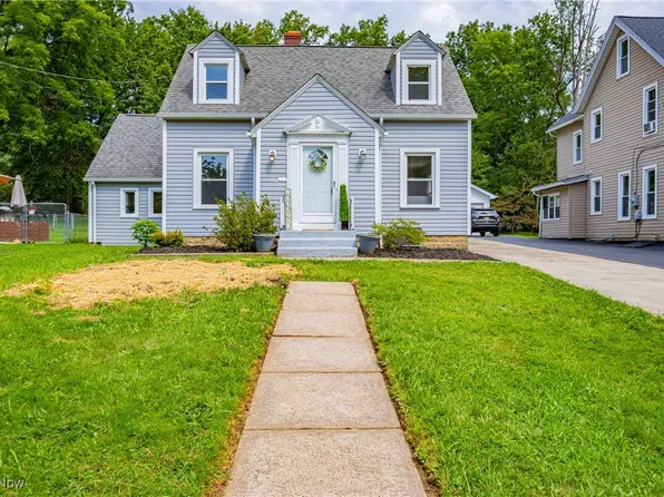 525 Lafayette Ave, Ravenna, OH 44266
