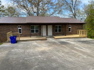 479 Old Federal Rd SE #B, Cleveland, TN 37323