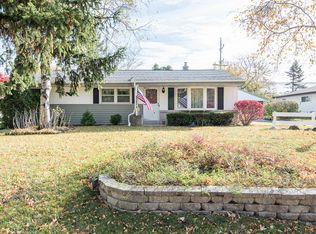 8182 N 61st St, Brown Deer, WI 53223