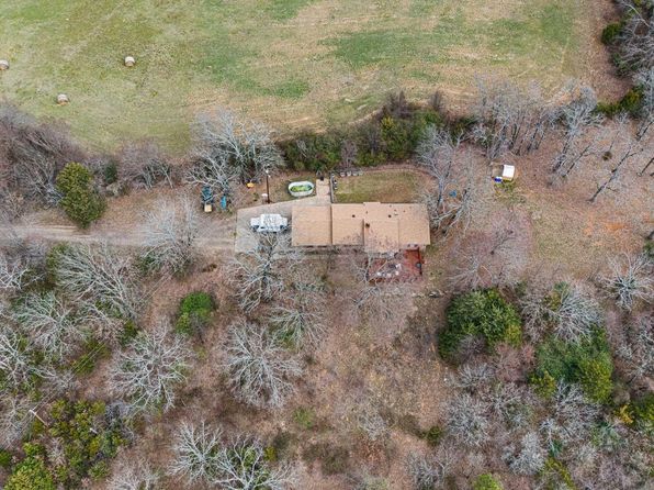 500 N Main St, Coal Hill, AR 72832