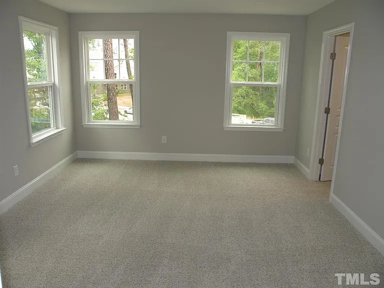 1625 Cary Reserve Dr — Photo 10