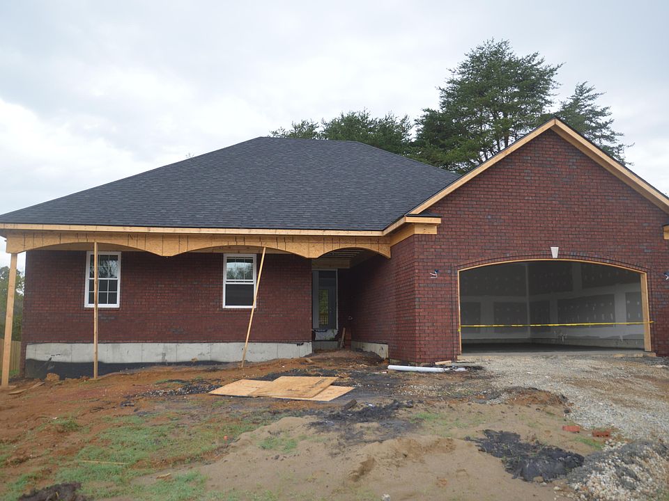 1st image of 57 Fernwood Dr